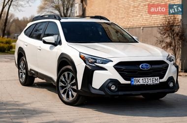 Внедорожник / Кроссовер Subaru Outback 2022 в Луцке