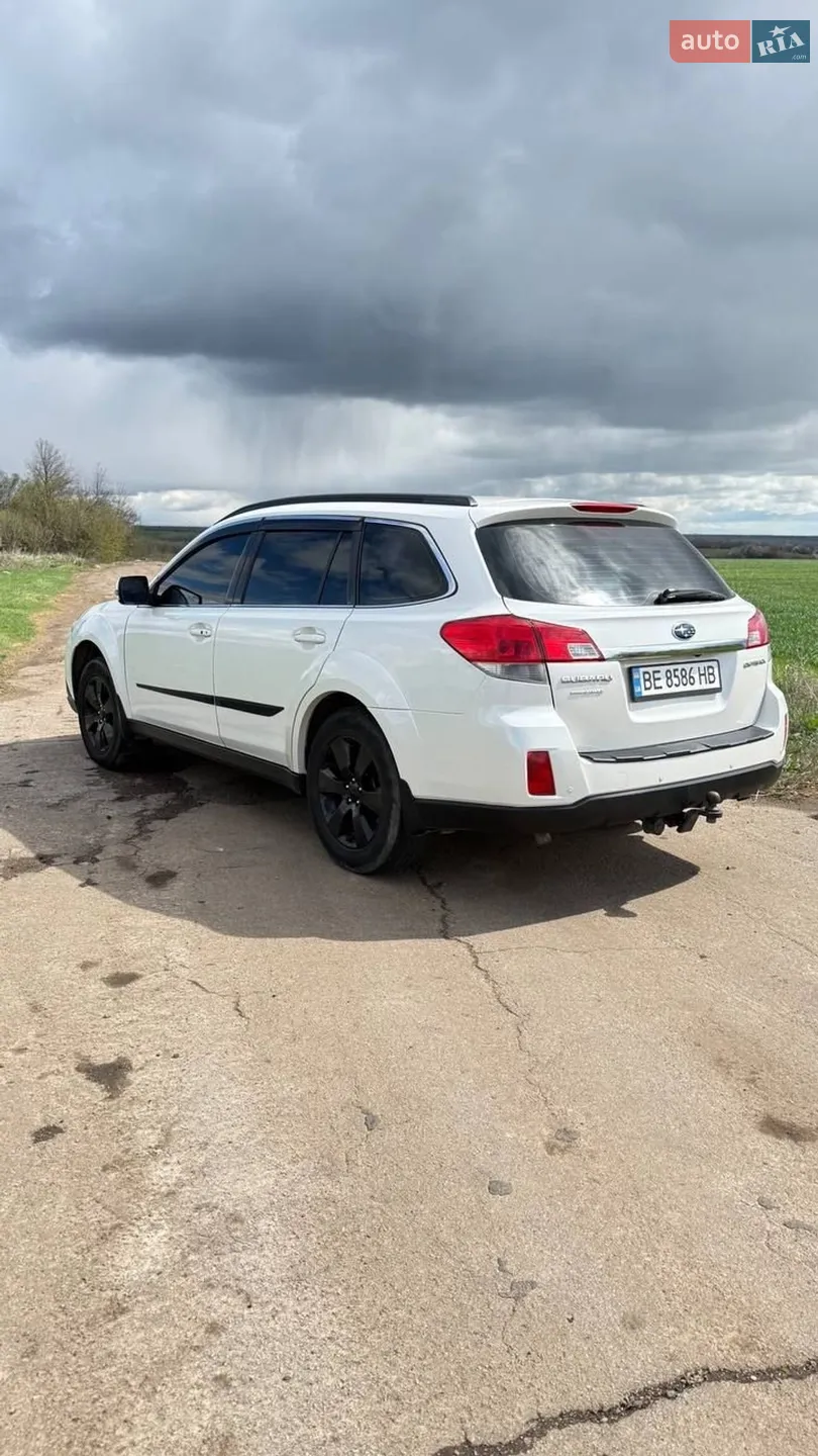 2010 Subaru Outback - мініатюра 5