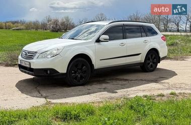 Универсал Subaru Outback 2010 в Вознесенске