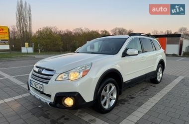 Универсал Subaru Outback 2014 в Львове
