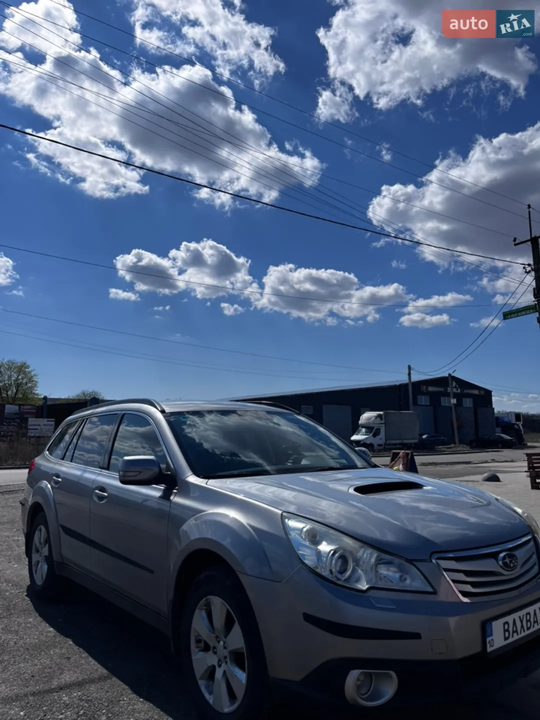 2011 Subaru Outback - мініатюра 2