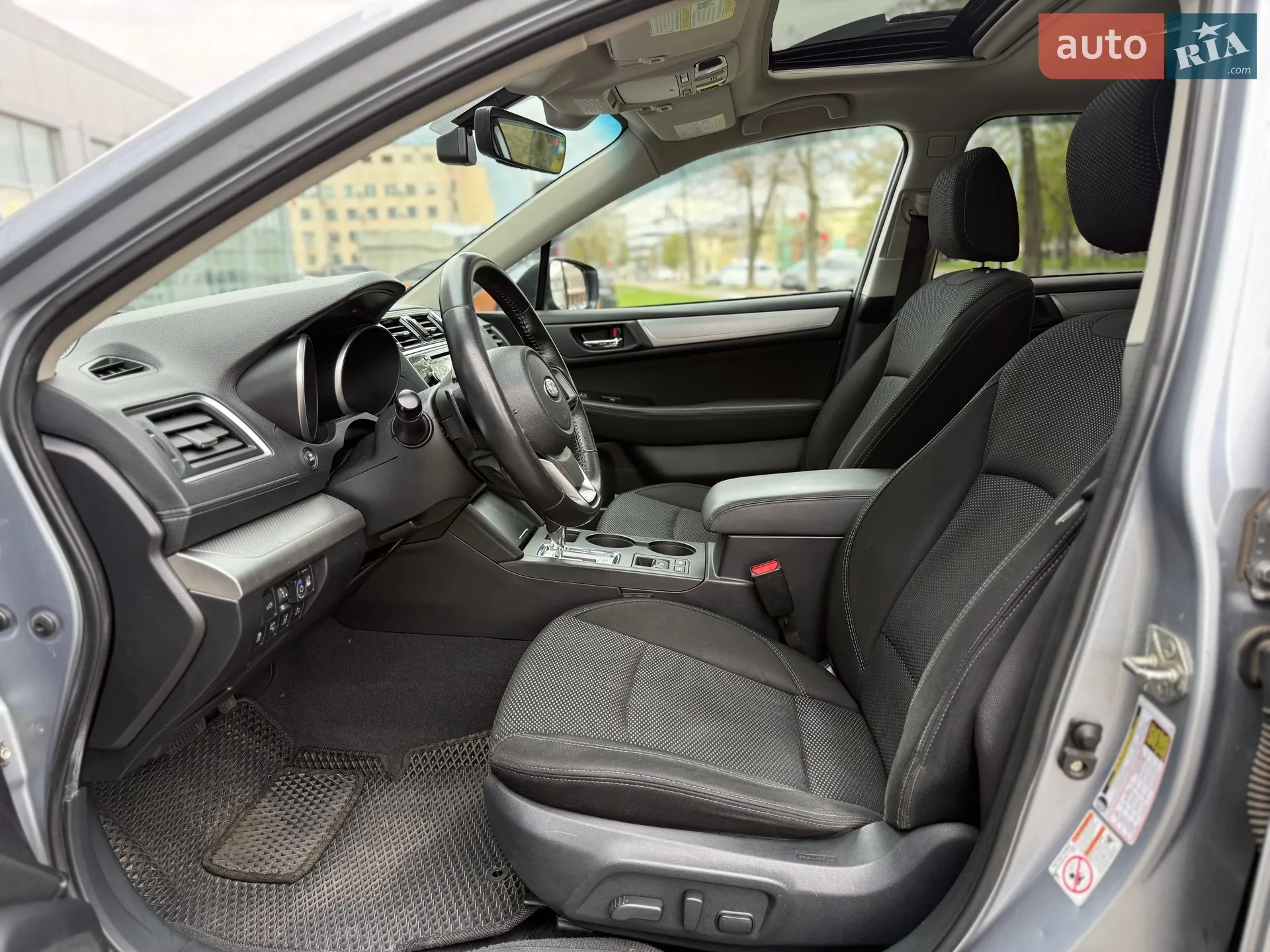 2017 Subaru Outback - мініатюра 15