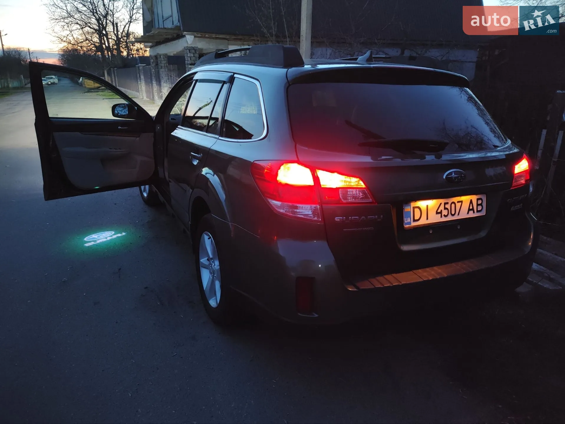 2012 Subaru Outback - мініатюра 2