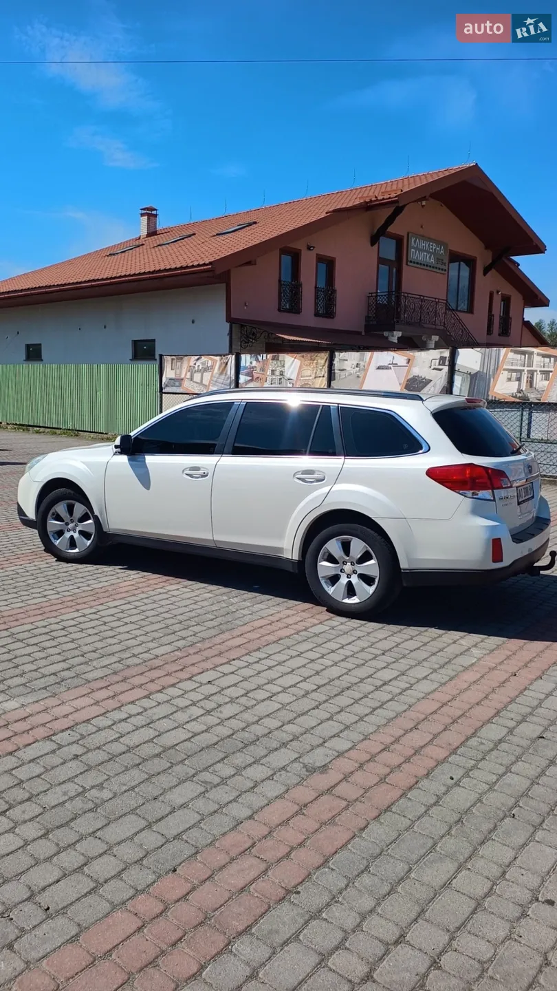 2011 Subaru Outback - мініатюра 4