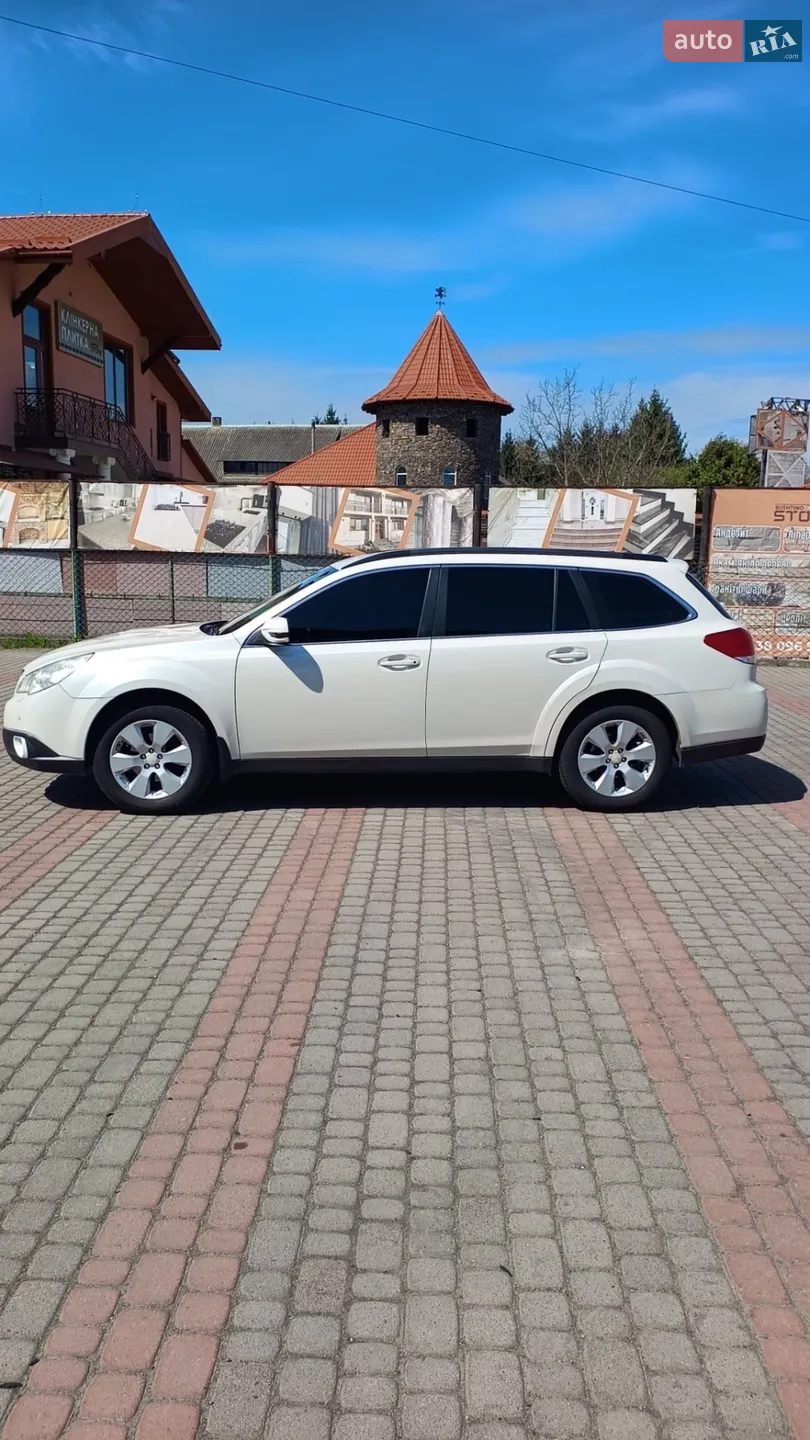 2011 Subaru Outback - мініатюра 13