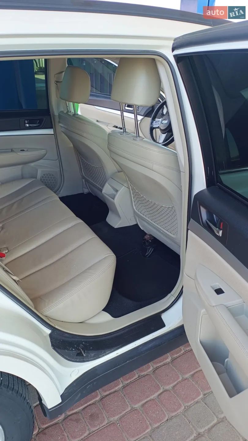 2011 Subaru Outback - мініатюра 23