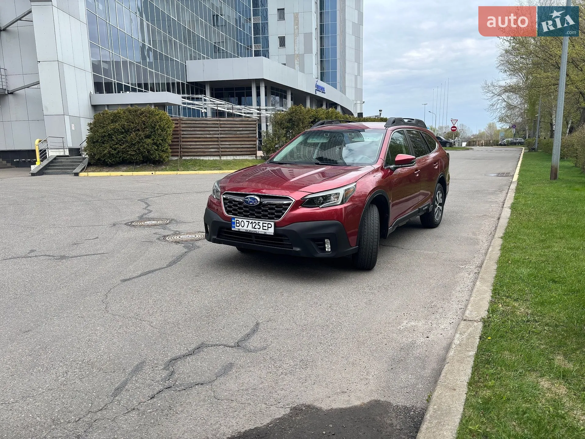 2021 Subaru Outback - мініатюра 2