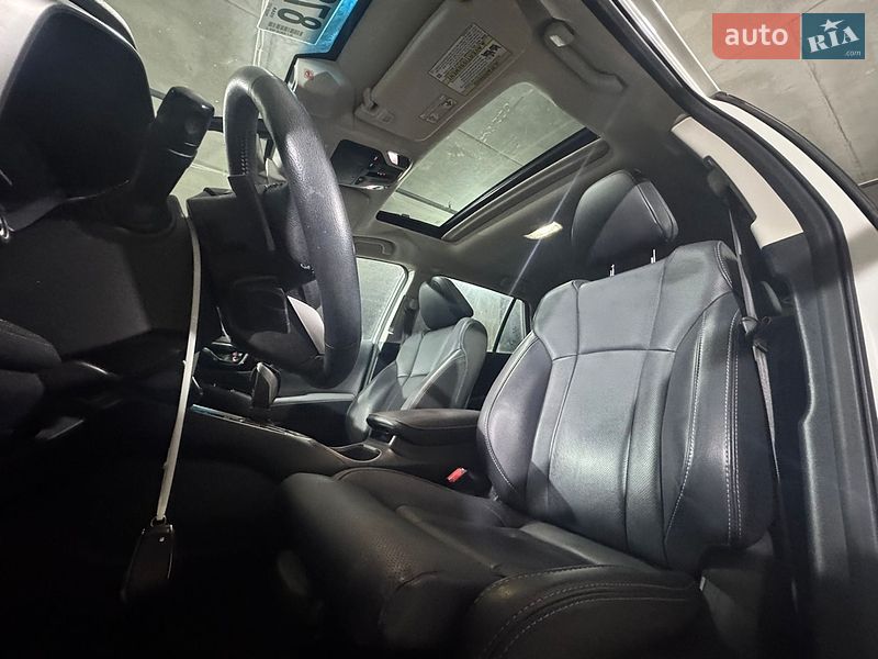 Внедорожник / Кроссовер Subaru Outback 2022 в Львове