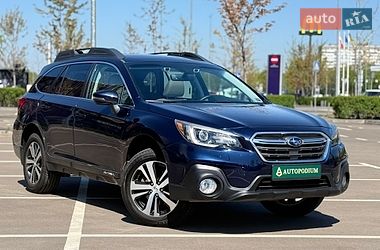 Универсал Subaru Outback 2018 в Киеве
