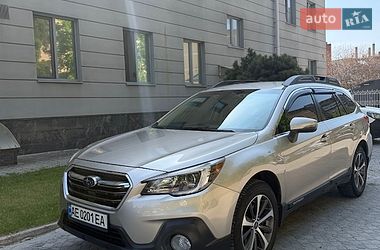 Універсал Subaru Outback 2017 в Дніпрі