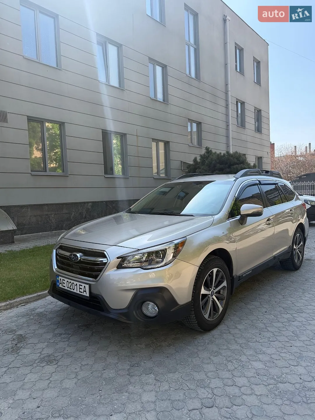 2017 Subaru Outback - фото 1