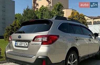 Универсал Subaru Outback 2017 в Днепре