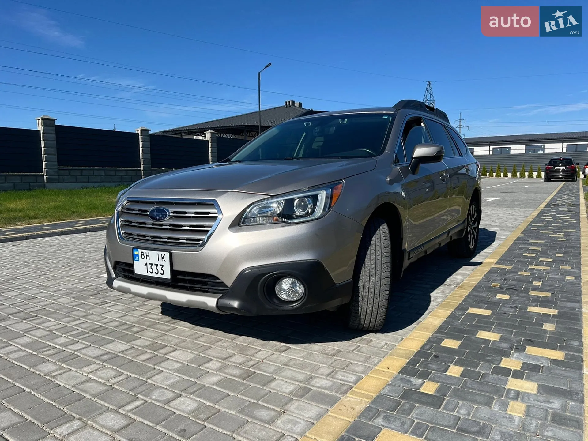 2017 Subaru Outback - мініатюра 2