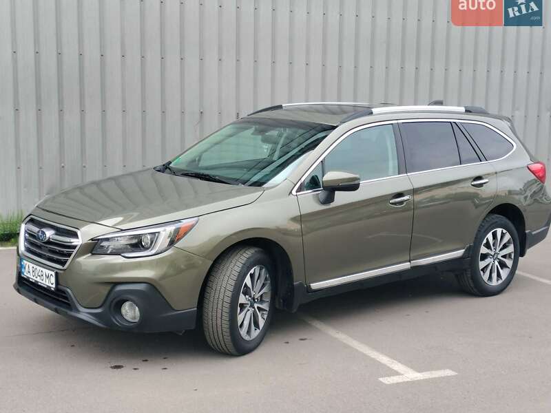 Универсал Subaru Outback 2019 в Киеве