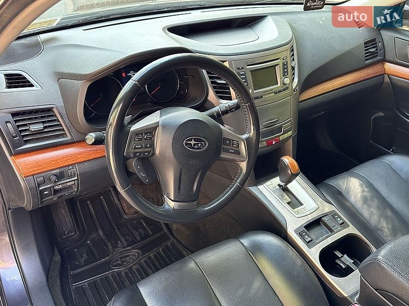 Універсал Subaru Outback 2012 в Харкові