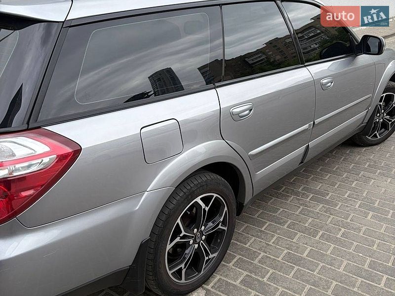 Универсал Subaru Outback 2008 в Харькове