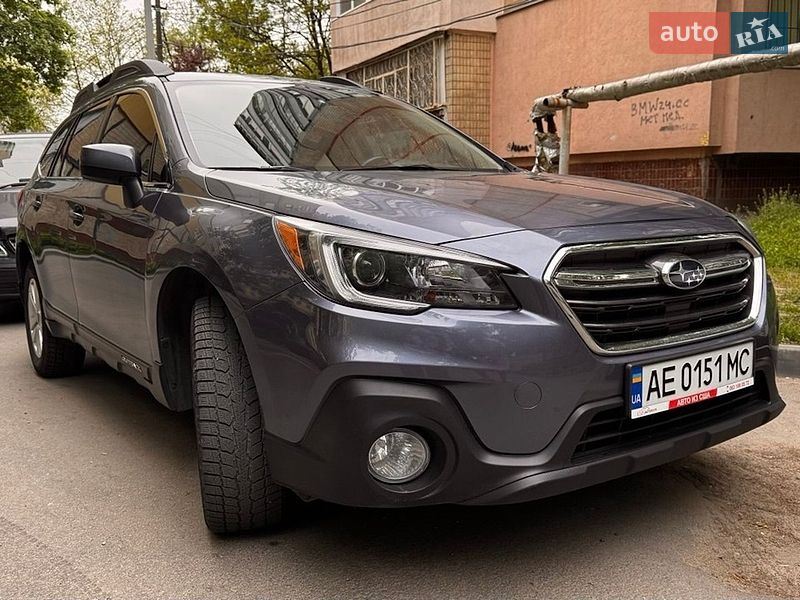 Універсал Subaru Outback 2017 в Дніпрі