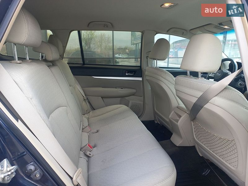 Универсал Subaru Outback 2012 в Ивано-Франковске