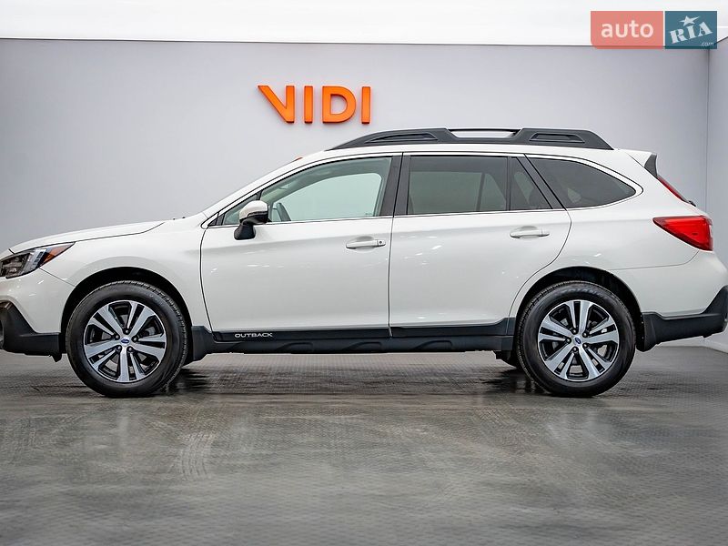 Универсал Subaru Outback 2018 в Киеве