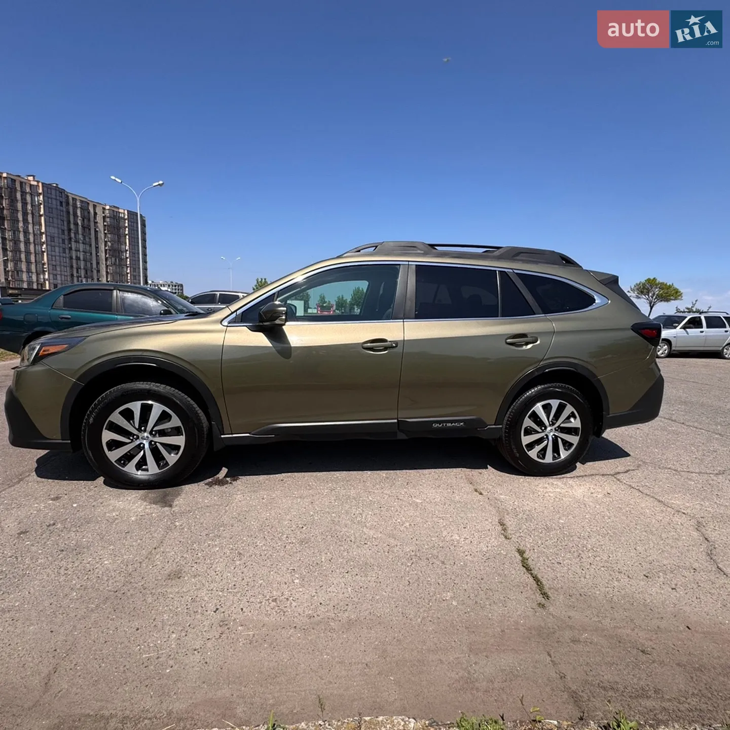 2021 Subaru Outback - мініатюра 2
