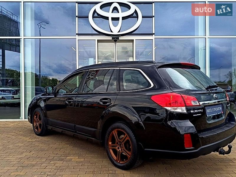 Универсал Subaru Outback 2013 в Киеве