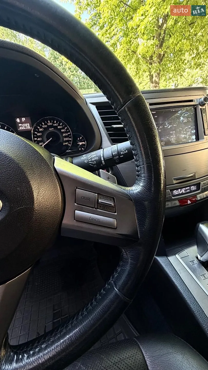 2011 Subaru Outback - мініатюра 25