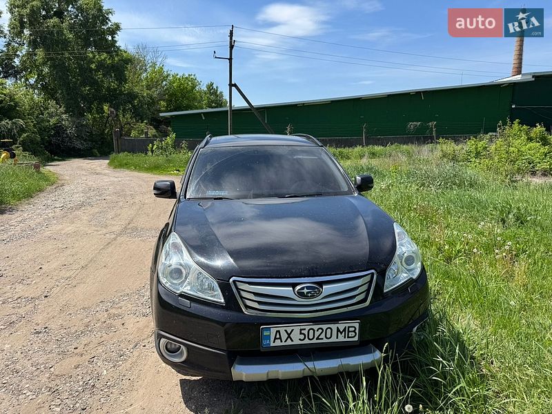 Универсал Subaru Outback 2010 в Харькове фото Универсал Subaru Outback 2010 в Харькове