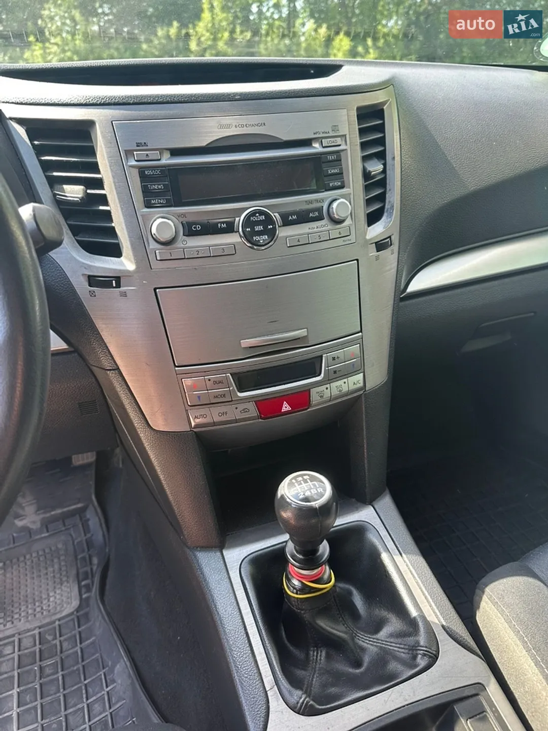 2011 Subaru Outback - мініатюра 26