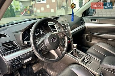 Универсал Subaru Outback 2010 в Львове