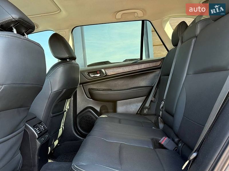 Універсал Subaru Outback 2016 в Рівному