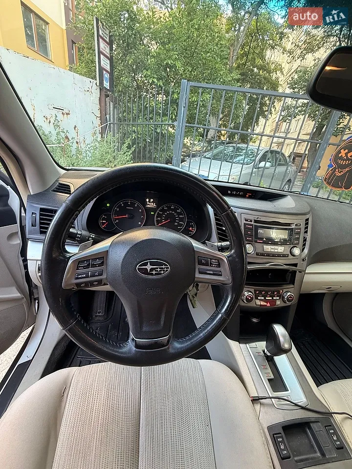 2011 Subaru Outback - мініатюра 8