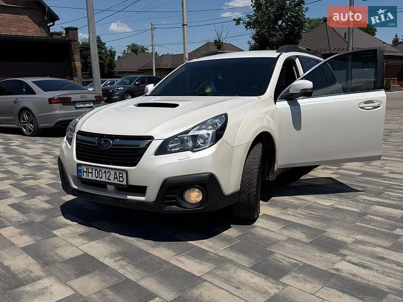 Subaru Outback 2014