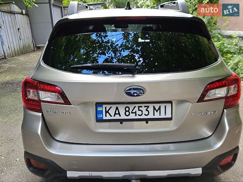 Универсал Subaru Outback 2016 в Киеве