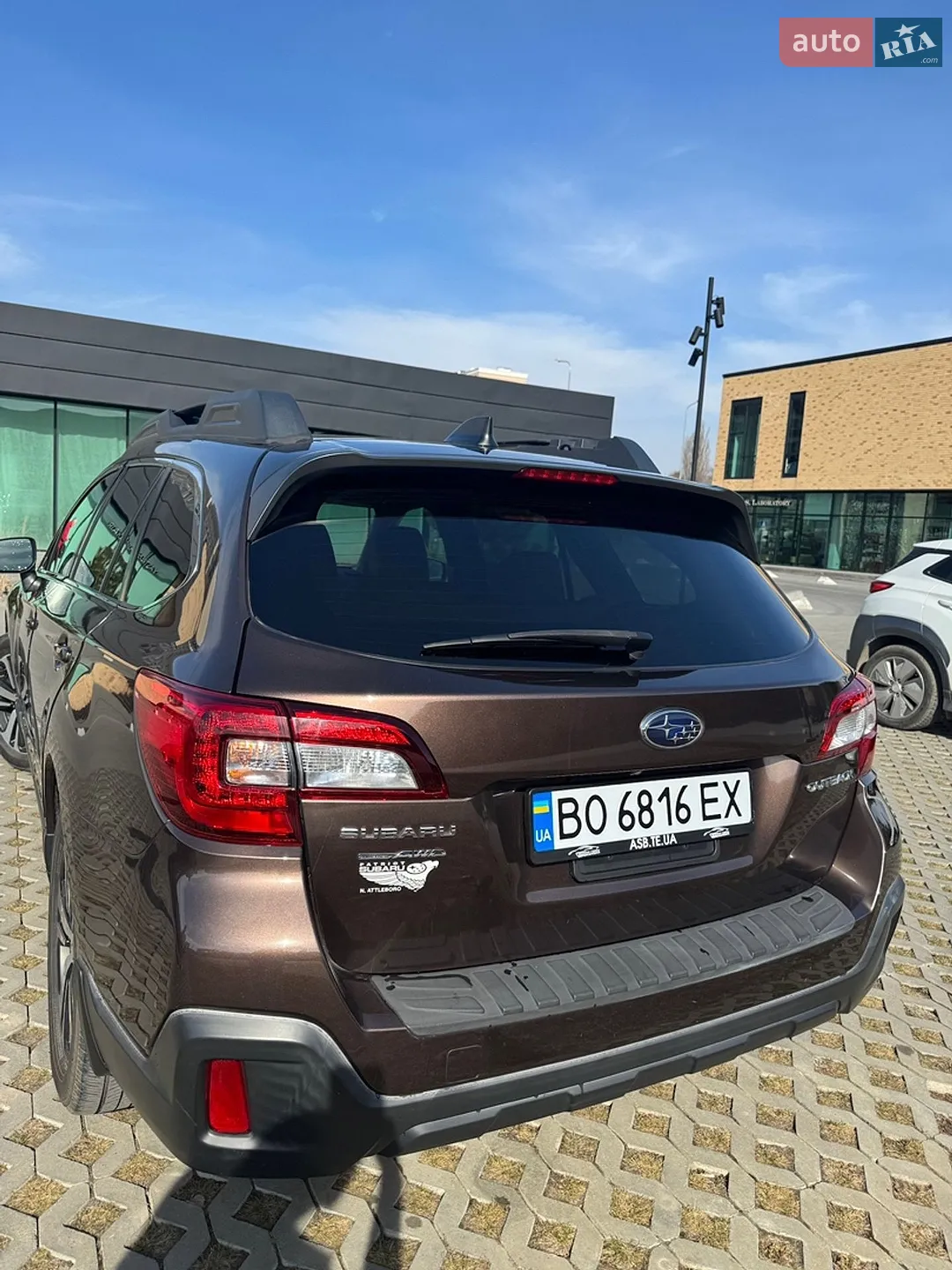 2018 Subaru Outback - мініатюра 8