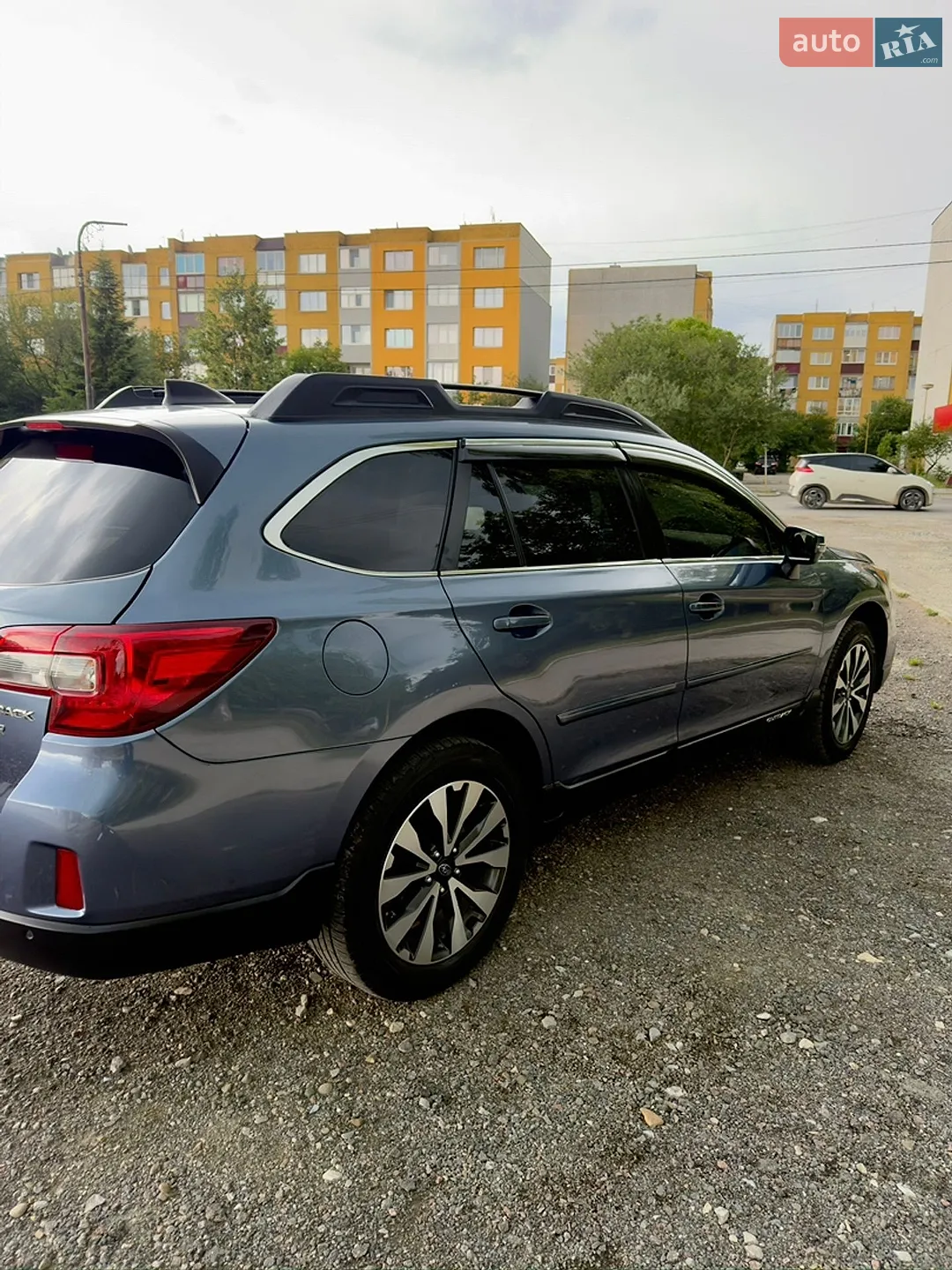 2017 Subaru Outback - мініатюра 14