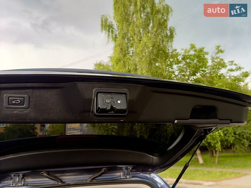 Универсал Subaru Outback 2017 в Надворной