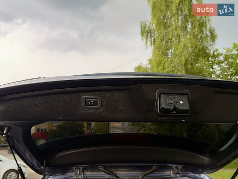 Универсал Subaru Outback 2017 в Надворной