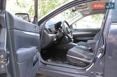 Універсал Subaru Outback 2011 в Києві