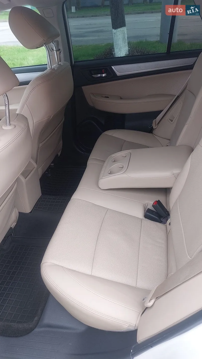 2019 Subaru Outback - мініатюра 18
