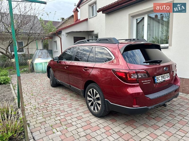 Универсал Subaru Outback 2014 в Городке