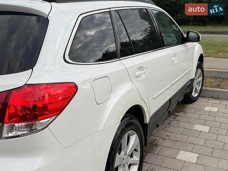 Subaru Outback, фото з оголошення