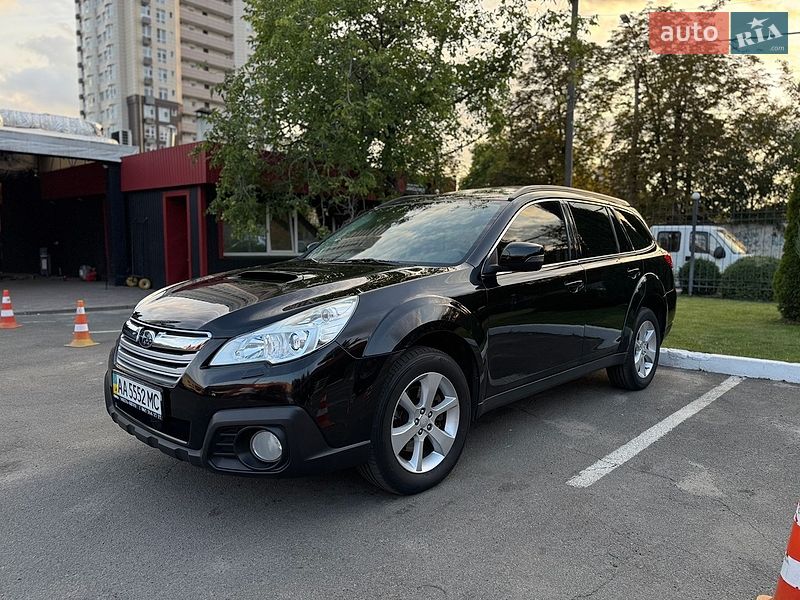 Subaru Outback, photos from the listing