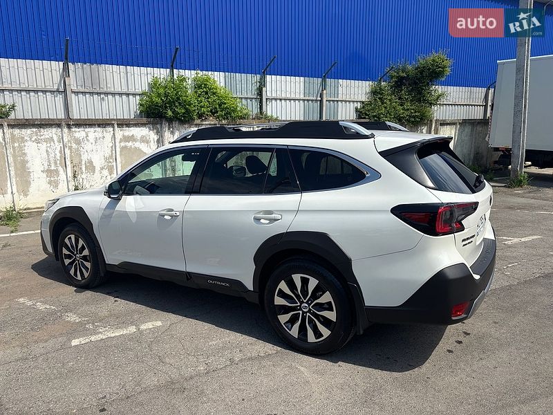 Позашляховик / Кросовер Subaru Outback 2023 в Ужгороді
