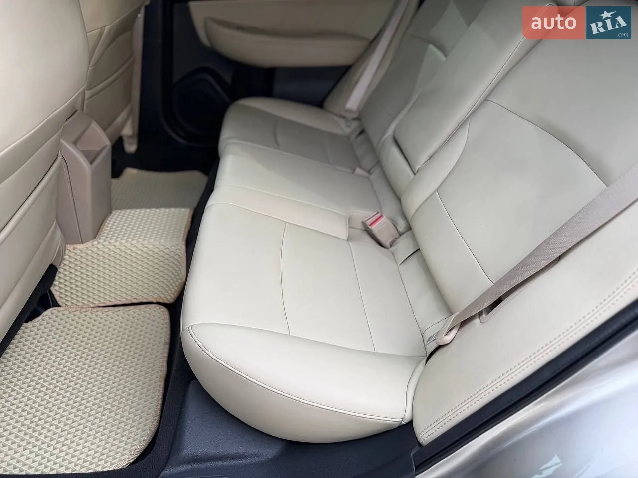 2018 Subaru Outback - мініатюра 19