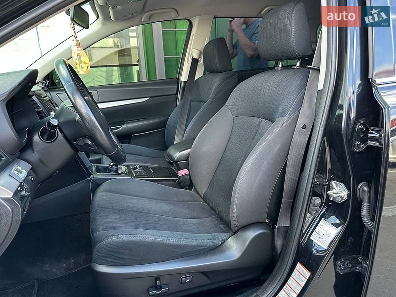 Универсал Subaru Outback 2013 в Киеве