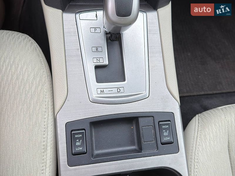 Универсал Subaru Outback 2010 в Львове