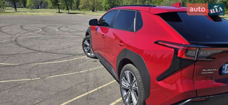 Позашляховик / Кросовер Subaru Solterra 2023 в Кам'янському