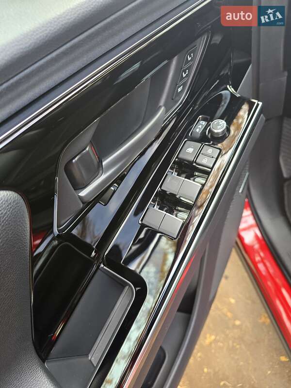 Внедорожник / Кроссовер Subaru Solterra 2023 в Львове