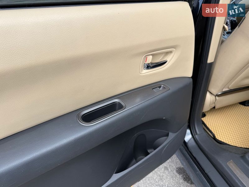 Позашляховик / Кросовер Subaru Tribeca 2007 в Києві