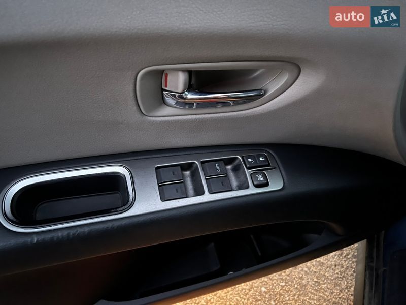 Позашляховик / Кросовер Subaru Tribeca 2007 в П'ятихатках